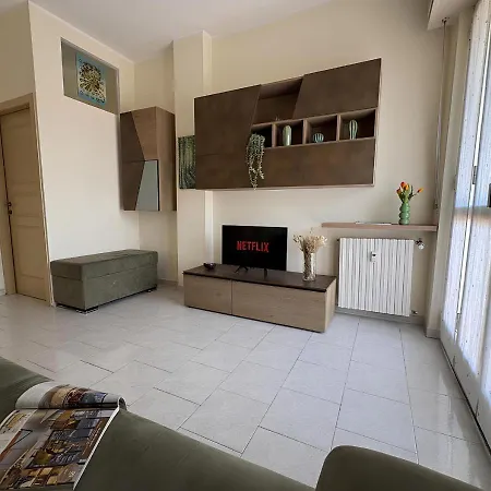 Attico A Corsico - Navigli E San Siro A 15 Minuti Apartament *